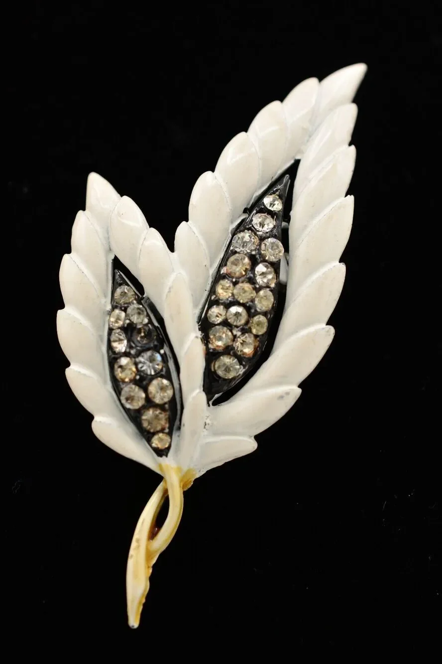 Vintage Leaf Pin Brooch Rhinestone Crystal White Enamel Chunky 1990s BinAT
